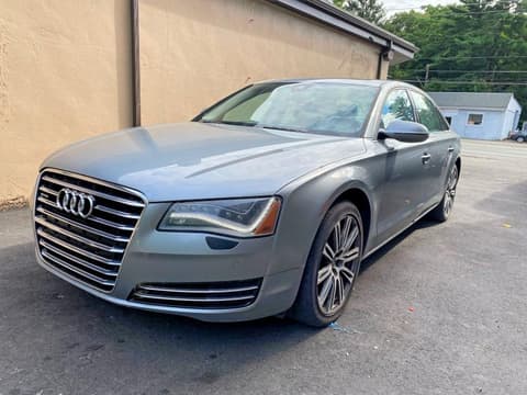 2011 Audi A8, VIN WAURVAFD7BN018734. Фото 2 из 6 с аукциона Copart. Каталог авто из США OpenDataCar.