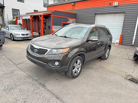 2013 Kia Sorento, VIN 5XYKU4A64DG386333. Фото 2 з 6 з аукціону Copart. Каталог авто зі США OpenDataCar.