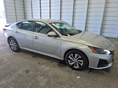 2023 Nissan Altima, VIN 1N4BL4BV7PN337820. Фото 4 з 6 з аукціону Copart. Каталог авто зі США OpenDataCar.