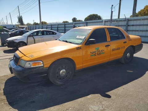 2011 Ford Crown Victoria, VIN 2FABP7BV8BX159428. Фото 1 з 6 з аукціону Copart. Каталог авто зі США OpenDataCar.