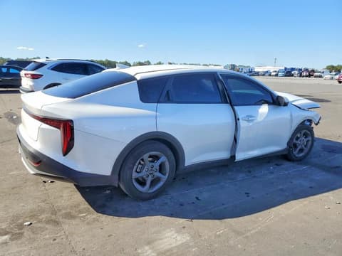 2025 Kia K4, VIN 3KPFT4DE9SE119335. Фото 3 з 6 з аукціону Copart. Каталог авто зі США OpenDataCar.
