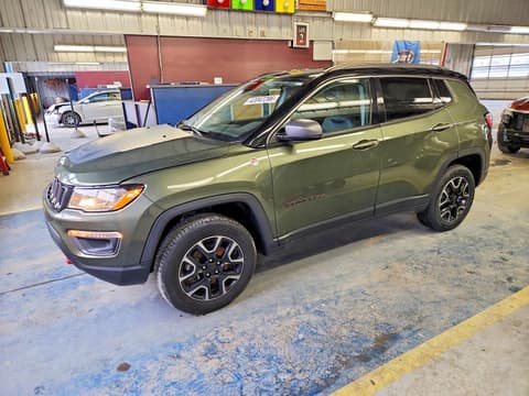 2019 Jeep Compass, VIN 3C4NJDDB2KT638908. Фото 1 з 6 з аукціону Copart. Каталог авто зі США OpenDataCar.