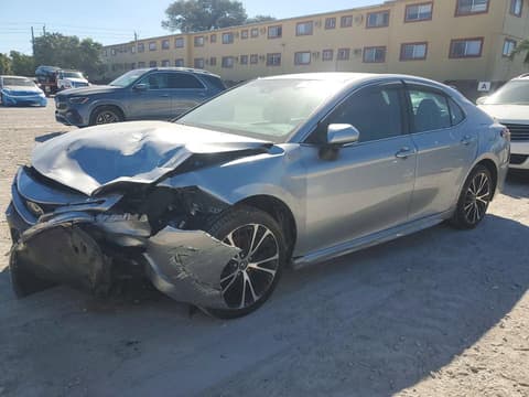 2018 Toyota Camry, VIN 4T1B11HK6JU636669. Фото 1 з 6 з аукціону Copart. Каталог авто зі США OpenDataCar.