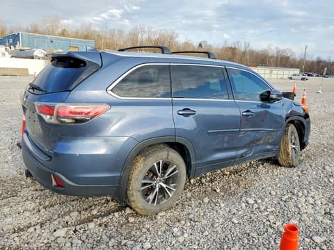 2016 Toyota Highlander, VIN 5TDJKRFH1GS242240. Фото 3 з 6 з аукціону Copart. Каталог авто зі США OpenDataCar.