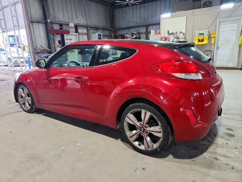 2016 Hyundai Veloster, VIN KMHTC6AD5GU252513. Фото 2 з 6 з аукціону Copart. Каталог авто зі США OpenDataCar.