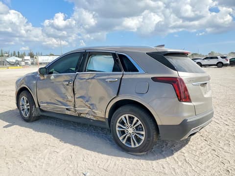 2022 Cadillac XT5, VIN 1GYKNDRS2NZ180830. Zdjęcie 2 z 6 z aukcji Copart. Katalog aut z USA OpenDataCar.