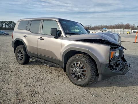 2025 Toyota Land Cruiser, VIN JTEABFAJ8SK023361. Фото 4 из 6 с аукциона Copart. Каталог авто из США OpenDataCar.