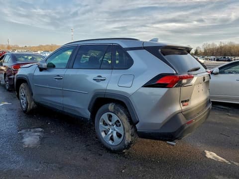 2021 Toyota RAV4, VIN 2T3G1RFV1MC248814. Фото 2 з 6 з аукціону Copart. Каталог авто зі США OpenDataCar.