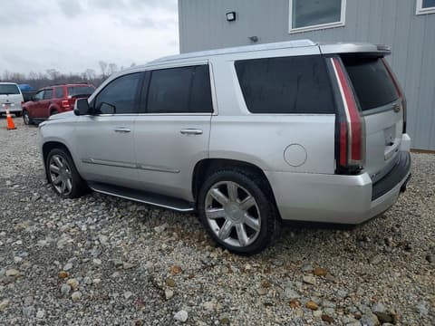 2015 Cadillac Escalade, VIN 1GYS4MKJ3FR519567. Фото 2 з 6 з аукціону Copart. Каталог авто зі США OpenDataCar.