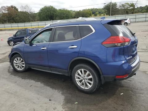 2017 Nissan Rogue, VIN JN8AT2MT1HW141703. Фото 2 з 6 з аукціону Copart. Каталог авто зі США OpenDataCar.