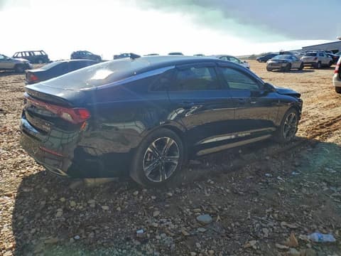 2021 Kia K5, VIN 5XXG34J23MG003735. Photo 3 of 6 from Copart auction. OpenDataCar US salvage catalog.