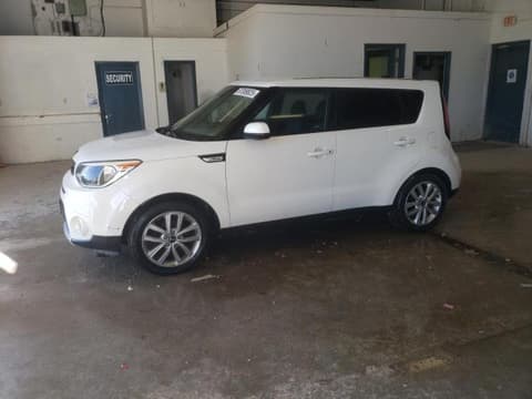 2017 Kia Soul, VIN KNDJP3A57H7425696. Фото 1 з 6 з аукціону Copart. Каталог авто зі США OpenDataCar.