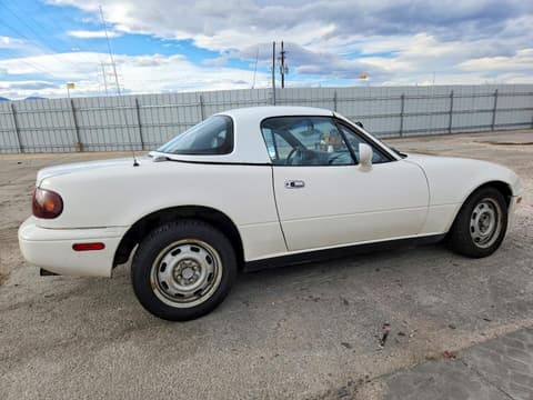 1994 Mazda MX-5 Miata, VIN JM1NA3539R0505846. Фото 3 из 6 с аукциона Copart. Каталог авто из США OpenDataCar.