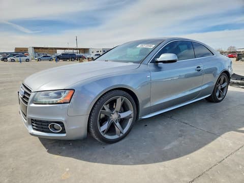 2010 Audi A5, VIN WAUWKAFR8AA076347. Фото 1 з 6 з аукціону Copart. Каталог авто зі США OpenDataCar.