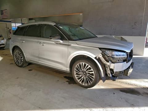 2020 Lincoln Corsair, VIN 5LMCJ2D94LUL23584. Фото 4 з 6 з аукціону Copart. Каталог авто зі США OpenDataCar.