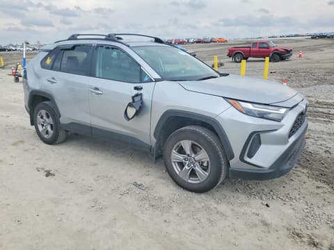 2024 Toyota RAV4, VIN 2T3P1RFV6RW492450. Фото 4 з 6 з аукціону Copart. Каталог авто зі США OpenDataCar.