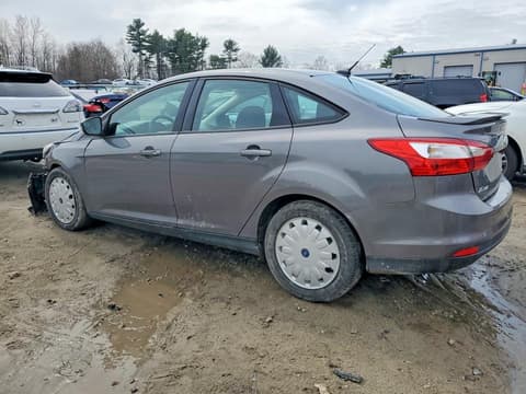 2013 Ford Focus, VIN 1FADP3F20DL110838. Фото 2 з 6 з аукціону Copart. Каталог авто зі США OpenDataCar.