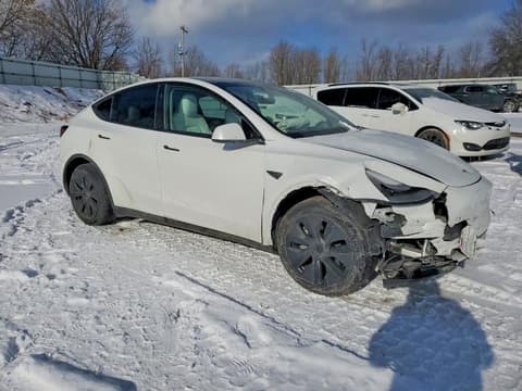 2024 Tesla Model Y, VIN 7SAYGDED5RF103322. Фото 4 з 6 з аукціону Copart. Каталог авто зі США OpenDataCar.