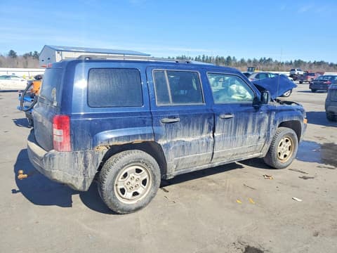 2016 Jeep Patriot, VIN 1C4NJRBB2GD810240. Фото 3 з 6 з аукціону Copart. Каталог авто зі США OpenDataCar.