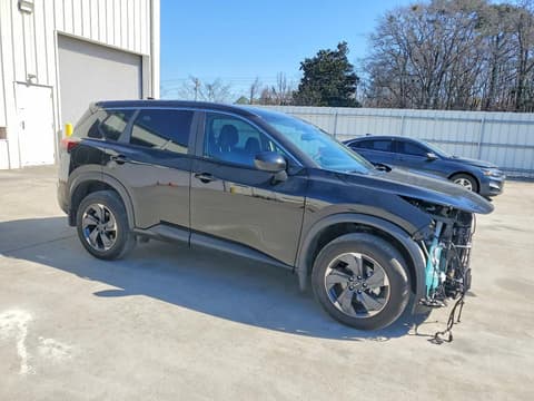 2025 Nissan Rogue, VIN 5N1BT3BA2SC868313. Фото 4 з 6 з аукціону Copart. Каталог авто зі США OpenDataCar.