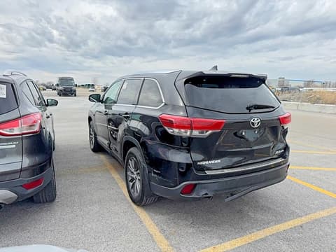 2019 Toyota Highlander, VIN 5TDJZRFH5KS604574. Фото 3 з 6 з аукціону Copart. Каталог авто зі США OpenDataCar.