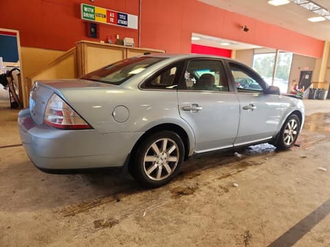 2008 Ford Taurus, VIN 1FAHP24W48G180987. Фото 3 из 6 с аукциона Copart. Каталог авто из США OpenDataCar.