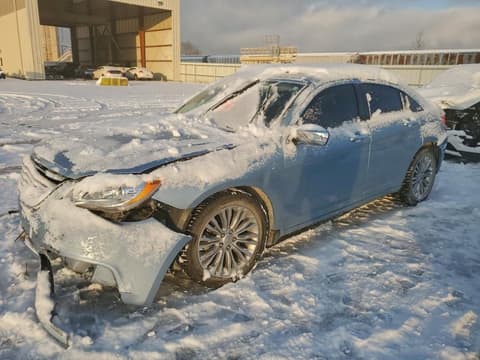 2013 Chrysler 200, VIN 1C3CCBCG0DN533570. Фото 1 из 6 с аукциона Copart. Каталог авто из США OpenDataCar.