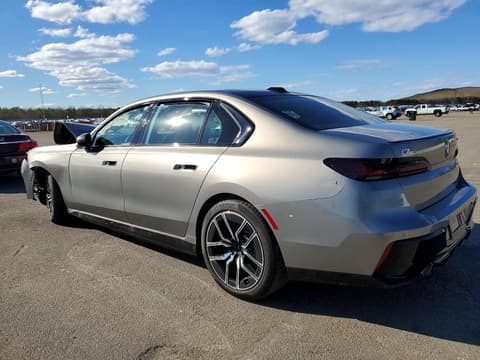 2025 Bmw i7, VIN WBY53EJ04SCV15110. Фото 2 из 6 с аукциона Copart. Каталог авто из США OpenDataCar.