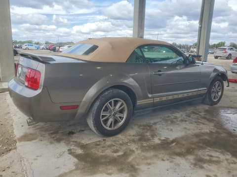 2005 Ford Mustang, VIN 1ZVFT84N755225299. Фото 3 з 6 з аукціону Copart. Каталог авто зі США OpenDataCar.