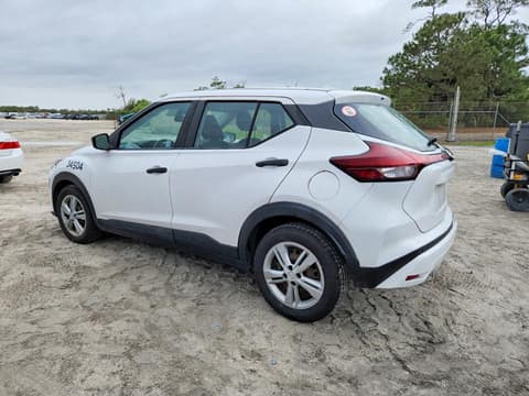 2021 Nissan Kicks, VIN 3N1CP5BV2ML559074. Фото 2 з 6 з аукціону Copart. Каталог авто зі США OpenDataCar.