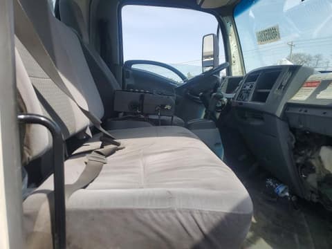 2020 Isuzu NPR, VIN 54DB4W1BXLS800499. Zdjęcie 5 z 6 z aukcji Copart. Katalog aut z USA OpenDataCar.