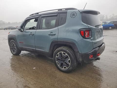2015 Jeep Renegade, VIN ZACCJBCT8FPB77796. Zdjęcie 2 z 6 z aukcji Copart. Katalog aut z USA OpenDataCar.