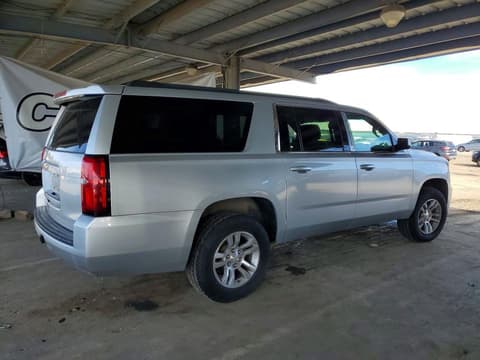 2015 Chevrolet Suburban, VIN 1GNSKJKC4FR154951. Фото 3 з 6 з аукціону Copart. Каталог авто зі США OpenDataCar.