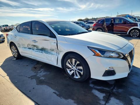 2020 Nissan Altima, VIN 1N4BL4BV9LC131713. Фото 4 з 6 з аукціону Copart. Каталог авто зі США OpenDataCar.