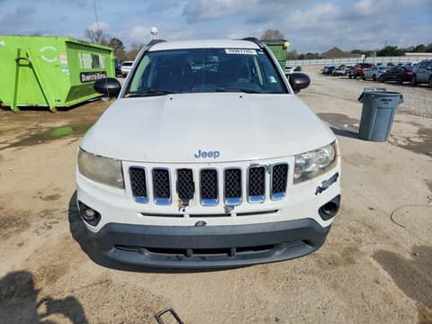 2016 Jeep Compass, VIN 1C4NJCBA0GD568973. Фото 5 из 6 с аукциона Copart. Каталог авто из США OpenDataCar.