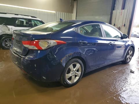 2013 Hyundai Elantra, VIN KMHDH4AE8DU733970. Фото 3 з 6 з аукціону Copart. Каталог авто зі США OpenDataCar.
