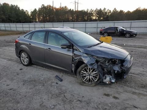 2018 Ford Focus, VIN 1FADP3J24JL293941. Photo 4 of 6 from Copart auction. OpenDataCar US salvage catalog.