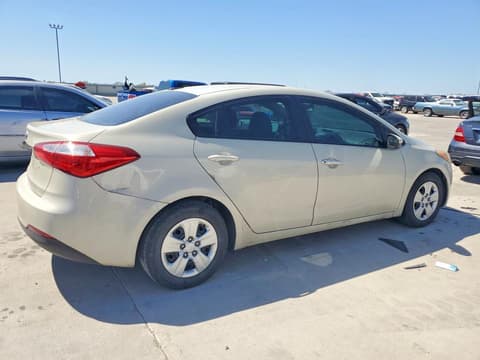 2015 Kia Forte, VIN KNAFK4A62F5341777. Фото 3 з 6 з аукціону Copart. Каталог авто зі США OpenDataCar.