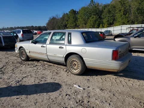 1995 Lincoln Town Car, VIN 1LNLM81W7SY632173. Фото 2 з 6 з аукціону Copart. Каталог авто зі США OpenDataCar.