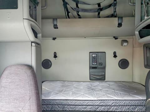 2020 Volvo VN, VIN 4V4NC9TH4LN253305. Фото 6 з 6 з аукціону Copart. Каталог авто зі США OpenDataCar.