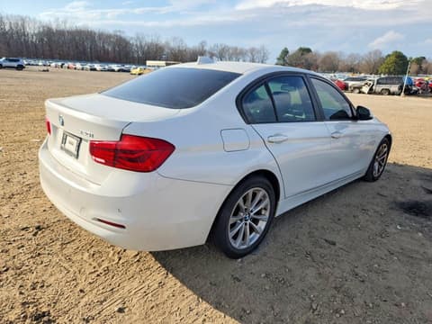 2016 Bmw 3 Series, VIN WBA8E1G5XGNT99201. Фото 3 з 6 з аукціону Copart. Каталог авто зі США OpenDataCar.