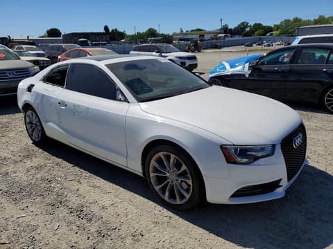 2013 Audi A5, VIN WAULFAFRXDA001127. Фото 4 з 6 з аукціону Copart. Каталог авто зі США OpenDataCar.