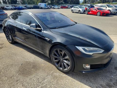 2016 Tesla Model S, VIN 5YJSA1E19GF139035. Фото 4 з 6 з аукціону Copart. Каталог авто зі США OpenDataCar.