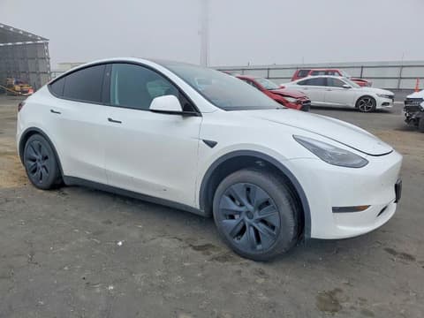 2025 Tesla Model Y, VIN 7SAYGDED3SA354634. Фото 4 з 6 з аукціону Copart. Каталог авто зі США OpenDataCar.