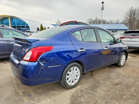 2019 Nissan Versa, VIN 3N1CN7AP0KL874957. Фото 3 з 6 з аукціону Copart. Каталог авто зі США OpenDataCar.