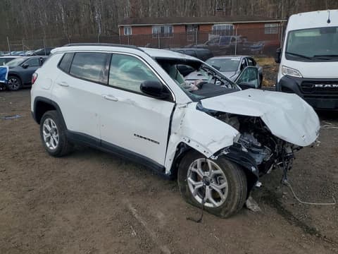 2025 Jeep Compass, VIN 3C4NJDBN3ST603453. Фото 4 з 6 з аукціону Copart. Каталог авто зі США OpenDataCar.