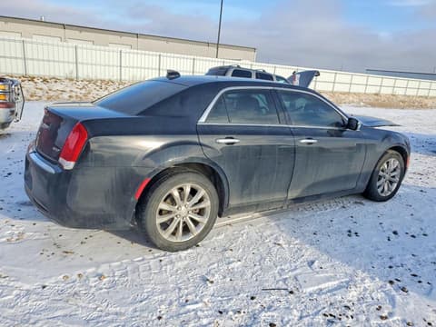 2018 Chrysler 300, VIN 2C3CCAKG0JH177508. Фото 3 з 6 з аукціону Copart. Каталог авто зі США OpenDataCar.