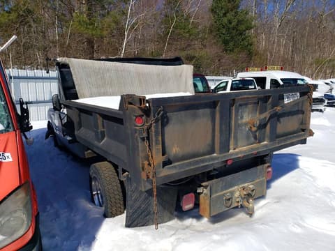 2000 Ford F-550 Super Duty, VIN 1FDAF57F9YEC89156. Фото 2 из 6 с аукциона Copart. Каталог авто из США OpenDataCar.