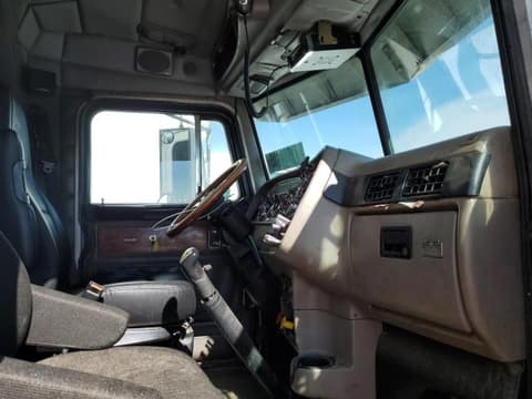 2005 Peterbilt 379, VIN 1XP5D49X75D839028. Photo 5 of 6 from Copart auction. OpenDataCar US salvage catalog.