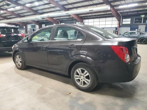 2015 Chevrolet Sonic, VIN 1G1JC5SH1F4158076. Фото 2 из 6 с аукциона Copart. Каталог авто из США OpenDataCar.